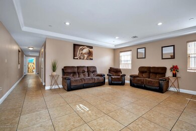 1566 E 117th St, Los Angeles, CA 90059 - photo 3