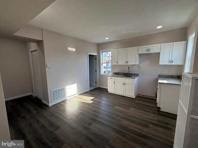 2537 E Auburn St unit 2, Philadelphia, PA 19134 - photo 6