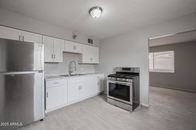 1721 E Sheridan St unit C, Phoenix, AZ 85006 - photo 7