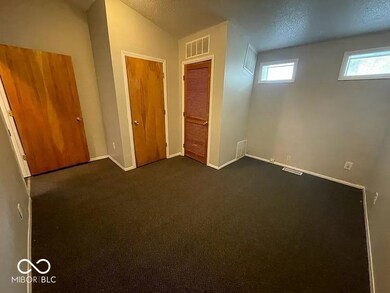 800 W Lindweth Place, Muncie, IN 47303 - photo 5