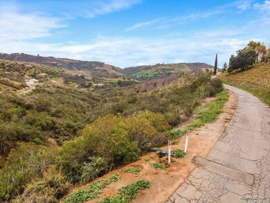 31827 Ritson Rd, Escondido, CA 92026 - photo 3