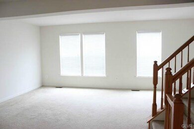 4562 Par Ct, Center Valley, PA 18034 - photo 6