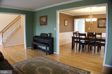 1040 Webling Cir, Greencastle, PA 17225 - photo 5