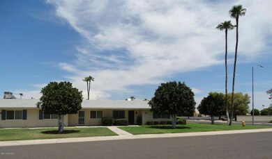 11114 W Desert Butte Dr, Sun City, AZ 85351 - photo 3