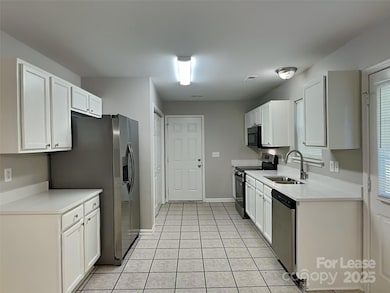 unlisted-address, Charlotte, NC 28269 - photo 5