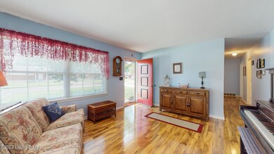 7902-Columbine-Dr_006