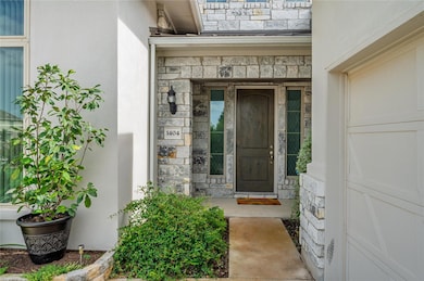 1404 Scenic Oaks Dr, Georgetown, TX 78628 - photo 2