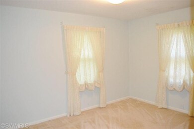 1877 Baldwin Dr, Niles, MI 49120 - photo 7