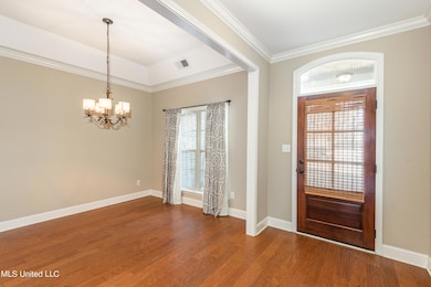 Entrance/Dining Room
