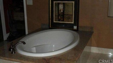 Master Bath tub