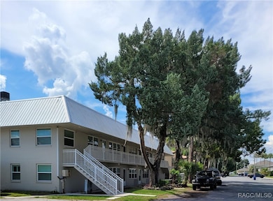 41 Beach Ln unit 2D, Crystal River, FL 34429 - photo 4