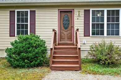 8 Dawn St, Hillsborough, NH 03244 - photo 4