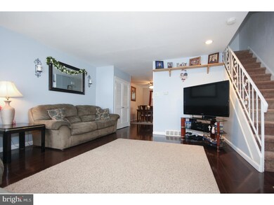 2825 Maxwell St, Philadelphia, PA 19136 - photo 3