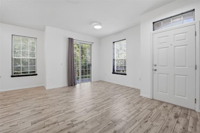 27547 Pleasure Ride Loop, Wesley Chapel, FL 33544 - photo 7