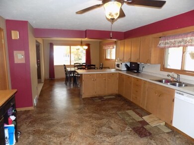 3050 Lindbergh Ave, Stevens Point, WI 54481 - photo 5