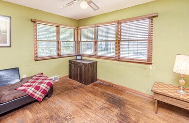 701 Clinkscales (6)