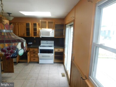 1113 Miller Ave, Gloucester City, NJ 08030 - photo 4