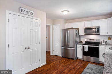 7502 Elmores Ln, Warrenton, VA 20187 - photo 6