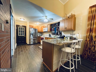 149 Livingston Ln, Big Bass Lake, PA 18424 - photo 5