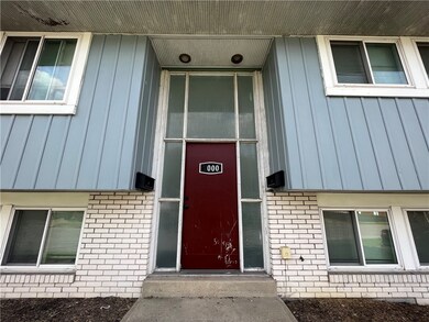 2000 Mcminn St unit 2, Aliquippa, PA 15001 - photo 3