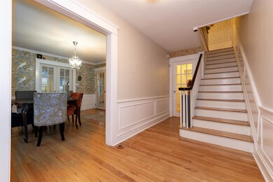 26 Raymond St, Nashua, NH 03064 - photo 2