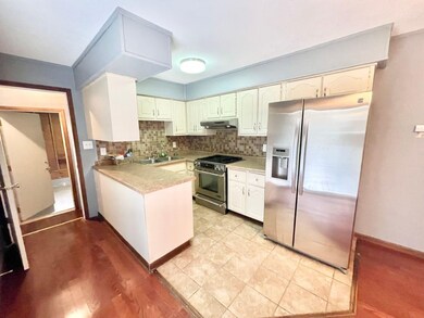 5201 Harrison St, Merrillville, IN 46410 - photo 2