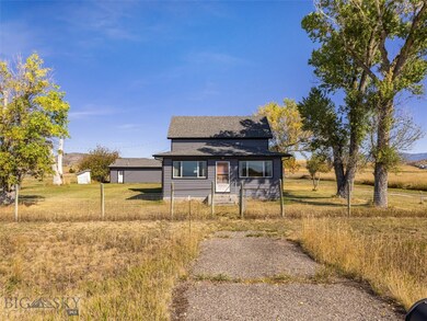 Sweet Country Living