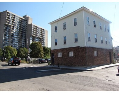 8 Medford St, Somerville, MA 02143 - photo 2