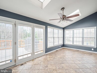 42467 Pelican Dr, Chantilly, VA 20152 - photo 6