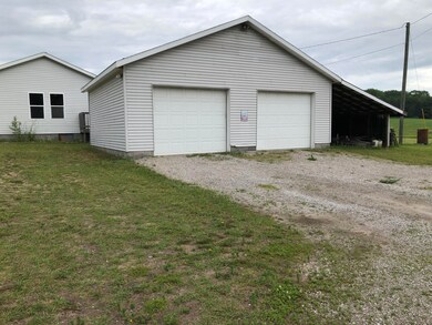 Carl Garage