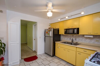 978 Virginia Ln, Elmhurst, IL 60126 - photo 5