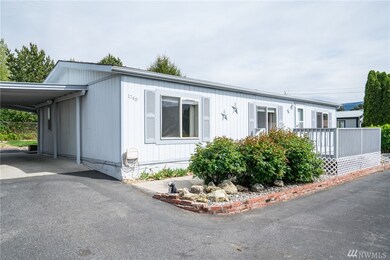 1748 S Kent Plaza, East Wenatchee, WA 98802 - photo 2