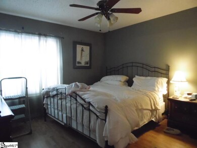 105 Southcreek Dr, Travelers Rest, SC 29690 - photo 5