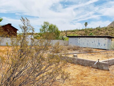 3235 W NEW RIVER RD - New River AZ 85087