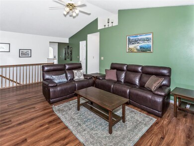 Great Room w/Vaulted Ceiling