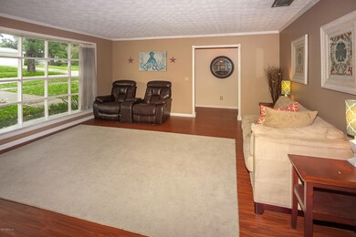 7812 Holiday Rd S, Jacksonville, FL 32216 - photo 6