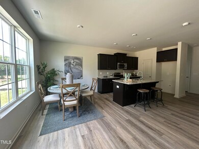 JR 13 Camden Kitchen Dining Room (Staged