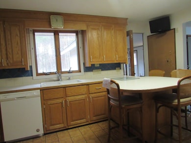 3 Sycamore Ave, Salem, NH 03079 - photo 4