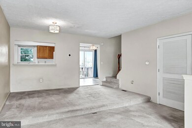 13408 Elevation Ln, Herndon, VA 20171 - photo 6