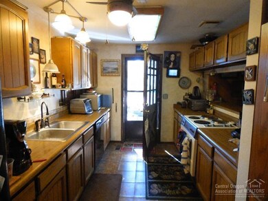 2603 NW Marken St, Bend, OR 97701 - photo 5