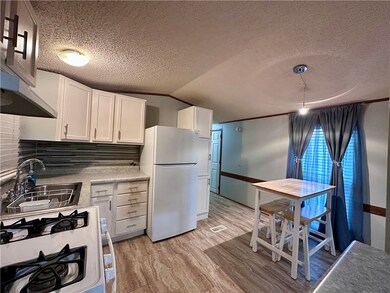 812 N 9th St unit 73, Mattoon, IL 61938 - photo 5