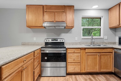 404 W 1st Ave, Crestview, FL 32536 - photo 6