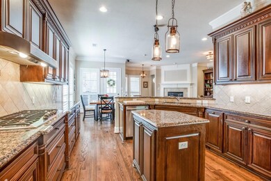 6335 Belmont Ave, Dallas, TX 75214 - photo 5