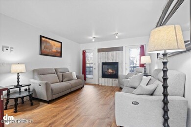 05-Living Room_KC_01550