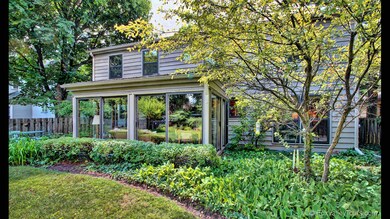 1211 W Downer Place, Aurora, IL 60506 - photo 4