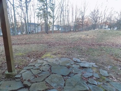 2242 Cramer Rd, Bushkill, PA 18324 - photo 4