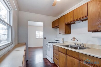 2911 119th St, Toledo, OH 43611 - photo 6