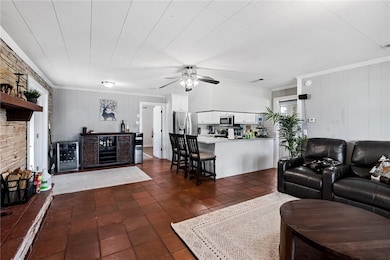 180 Freeman Cir, George West, TX 78022 - photo 4