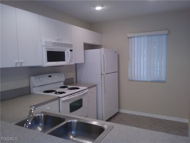 717 SE 8th St unit 1, Cape Coral, FL 33990 - photo 4