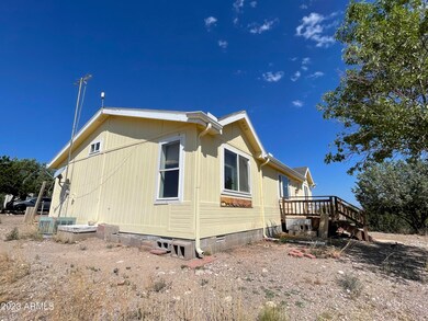 22290 N Post Rd, Paulden, AZ 86334 - photo 6